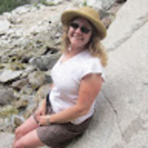 Meet your Posher, Catherine